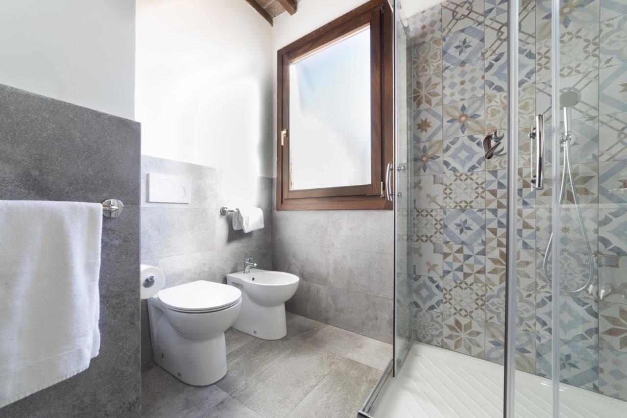 Authentic Flat In The City Center Florence Ngoại thất bức ảnh